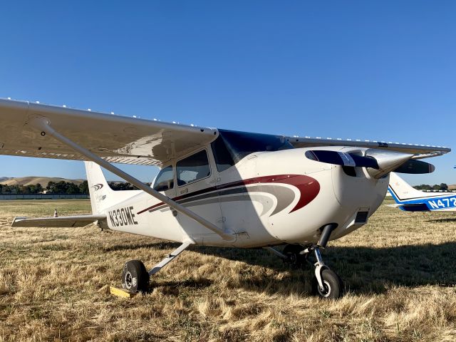 Cessna Skyhawk (N330ME) - At the 2019 AOPA Livermore Fly-In