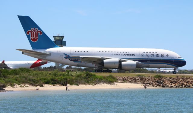 Airbus A380-800 (B-6138)