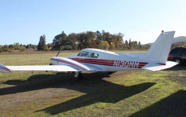 Piper PA-30 Twin Comanche (N130MM)
