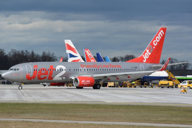 Boeing 737-800 (G-JZBB)