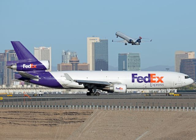 Boeing MD-11 (N616FE)