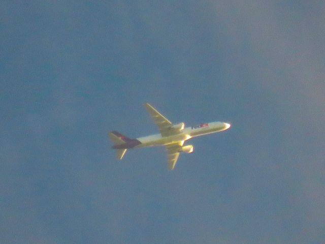 Boeing 757-200 (N986FD)