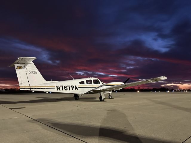 Piper PA-44 Seminole (N767PA)