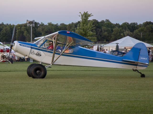 Piper L-21 Super Cub (NX128JS) - STOL competition at OSH 18. 24 JUL 2018.
