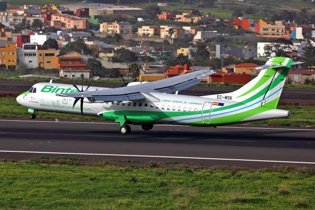 Aerospatiale ATR-72-600 (EC-MSK) - Landing rnw 30.View from Camino El Matadero.February 2022.