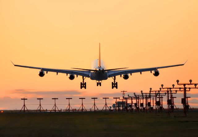 Airbus A340-300 (B-18801)