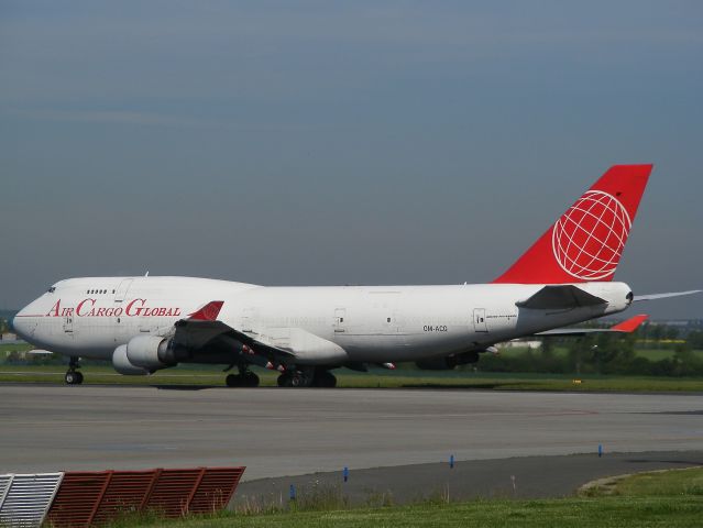 Boeing 747-200 (OM-ACG)