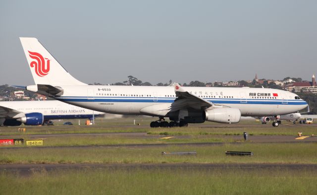 Airbus A330-200 (B-6533) - Arriving From Rwy 34L