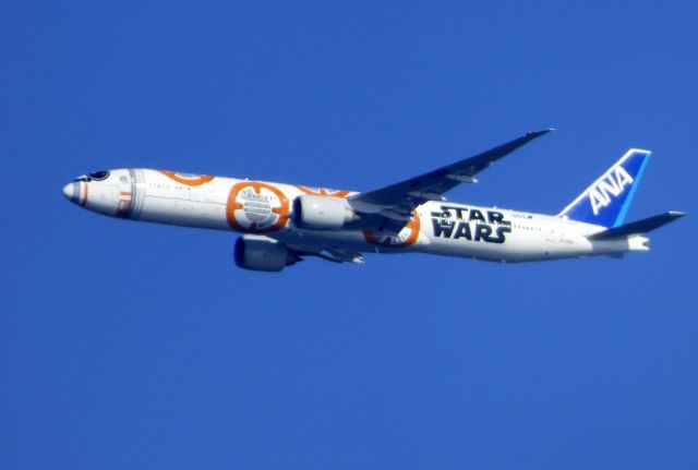 BOEING 777-300ER (JA789A) - Shown here is a All Nippon Airways "Star Wars" special livery Boeing 777 a few minutes until landing in the Summer of 2016 in a city not far far away.