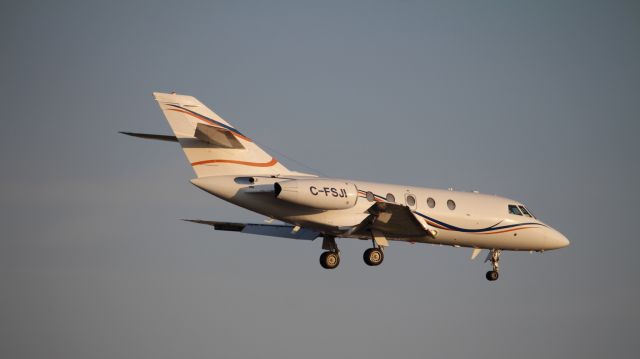 Dassault Falcon 20 (C-FSJI)