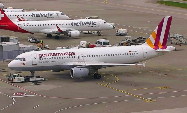 Airbus A320 (D-AIQL)