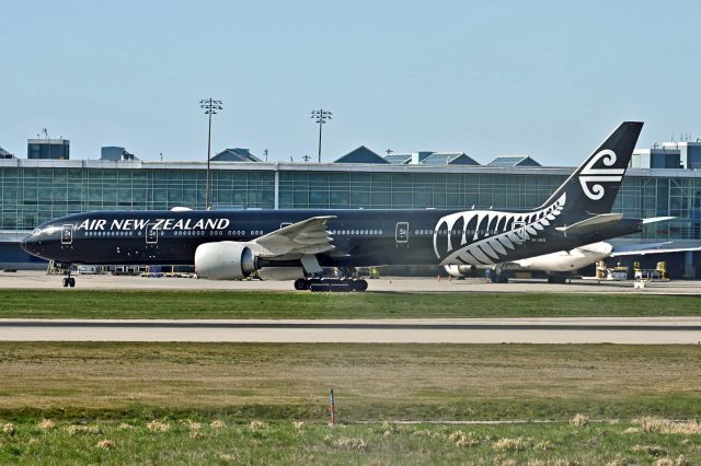 BOEING 777-300 (ZK-OKQ) - German repatriation flight AKL-YVR-FRA. April 2020