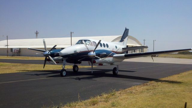 Beechcraft King Air 90 (N90EL)