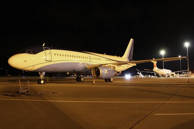Airbus A320 (CS-TFY)