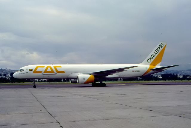 Boeing 757-200 (N572CA)