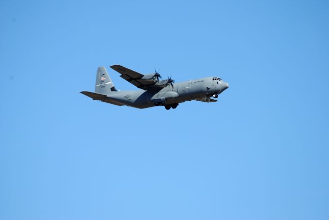 Lockheed C-130 Hercules (01-5748) - Havoc 12 coming in.. The callsign "Havoc" is used for C-130s temporarily assigned to Dyess.. 