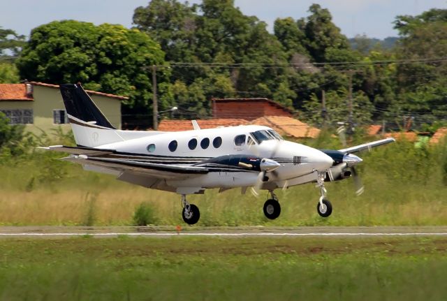 Beechcraft King Air 90 (PR-CMM)