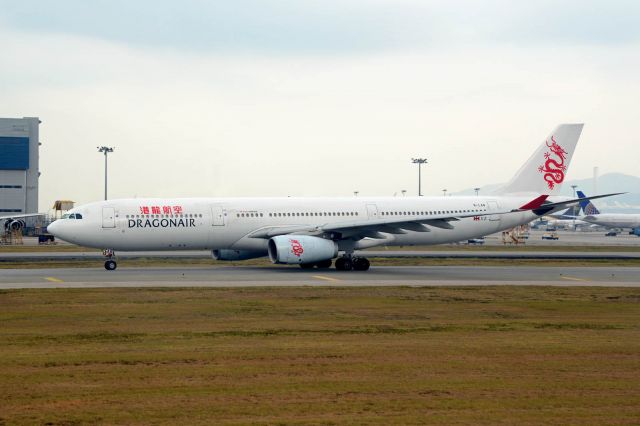 Airbus A330-300 (B-LAB)