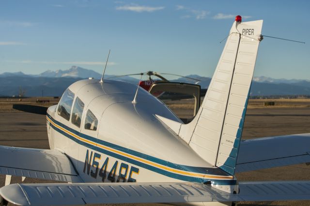 Piper Cherokee (N5448F)