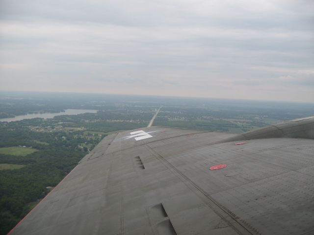 Boeing B-17 Flying Fortress (N7227C) - B-17G Texas Raiders over Topeka