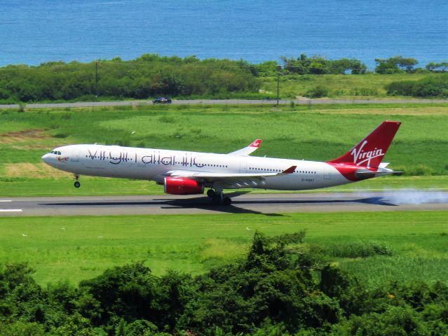 Airbus A330-300 (G-VSXY)