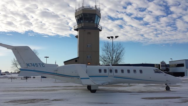 Learjet 45 (N745TC)