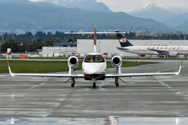 Honda HondaJet (C-FJJT)