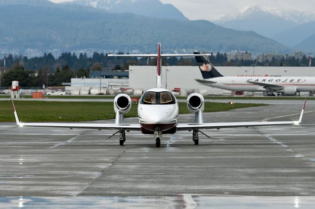 Honda HondaJet (C-FJJT)