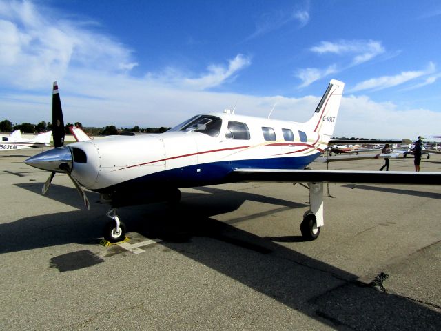 Piper Malibu Mirage (C-GSLT) - On the ramp