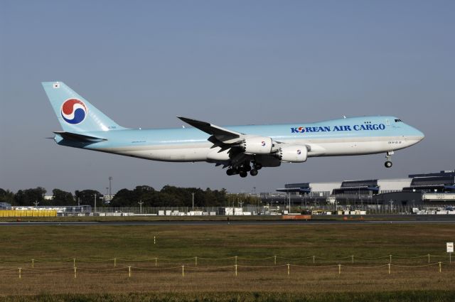 BOEING 747-8 (HL7610) - Final Approach to Narita Intl Airport R/W16R on 2012/11/04