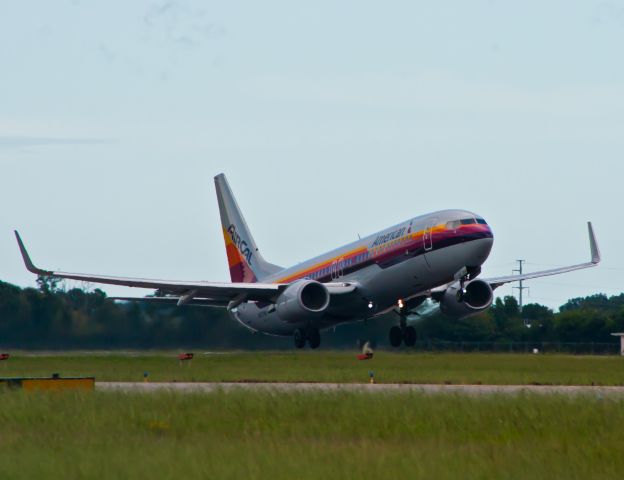 Boeing 737-800 (N917NN)