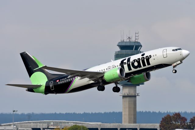 Boeing 737 MAX 8 (C-FLUT)