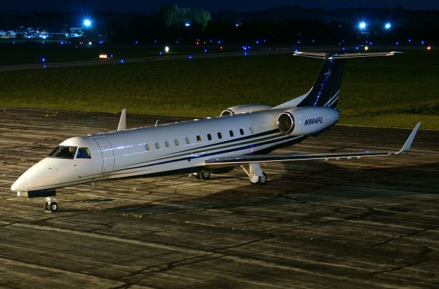 Embraer ERJ-135 (N904FL)