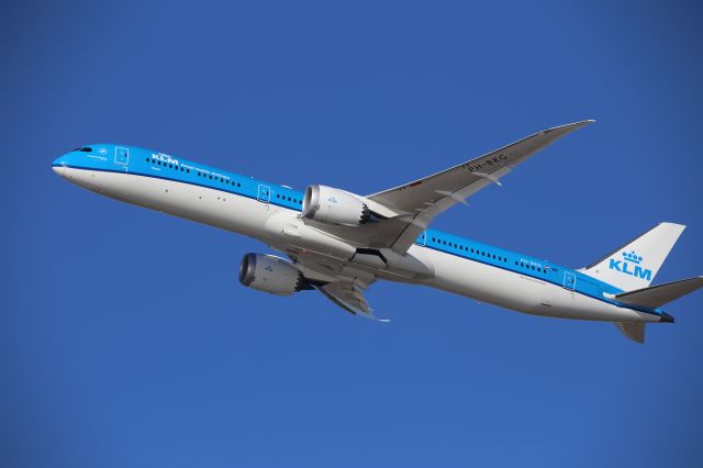 BOEING 787-10 Dreamliner (PH-BKG)