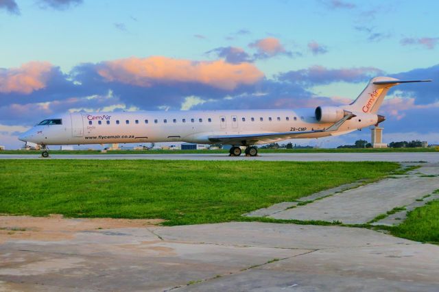 Canadair Regional Jet CRJ-200 (ZS-CMP) - On Apron4