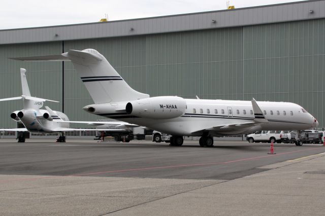 Bombardier Global Express (M-AHAA)
