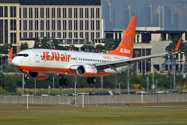 Boeing 737-800 (HL8234)