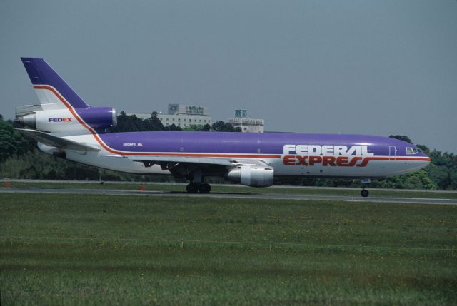 McDonnell Douglas DC-10 (N309FE) - Departure at Narita Intl Airport Rwy16 on 1993/05/16