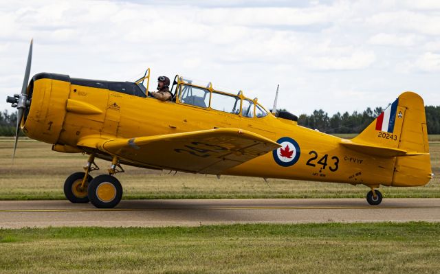 North American T-6 Texan (C-FVYF)