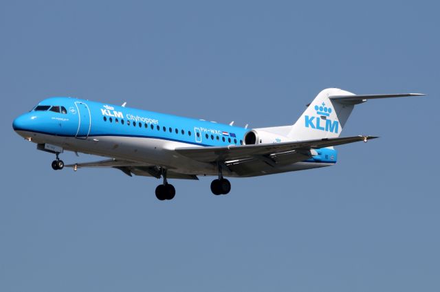 Fokker 70 (PH-WXC)