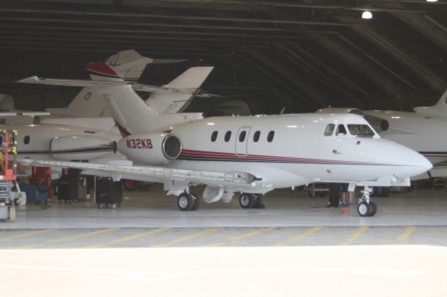 Hawker Siddeley HS-125-400 (N32KB) - 07-Jun-07