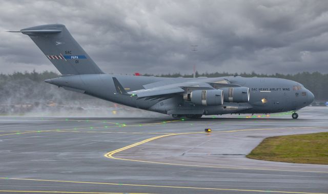 Boeing Globemaster III (08-0001)