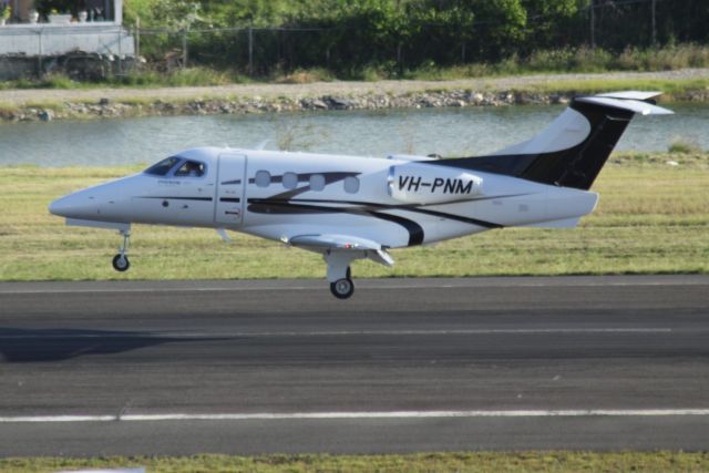 Embraer Phenom 100 (VH-PNM)