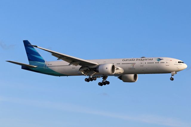 BOEING 777-300 (PK-GIG)