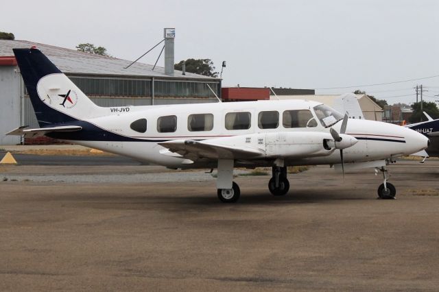 Piper Navajo (VH-JVD)