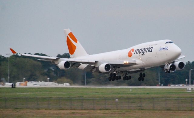 Boeing 747-400 (TF-AMI) - About to touch down arriving from Munich.  3/28/20.