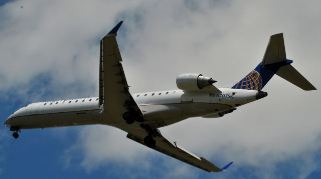 Canadair Regional Jet CRJ-700 (N707SK)