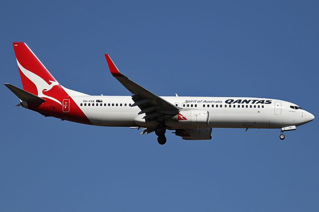 Boeing 737-800 (VH-VXE) - on 21 November 2017