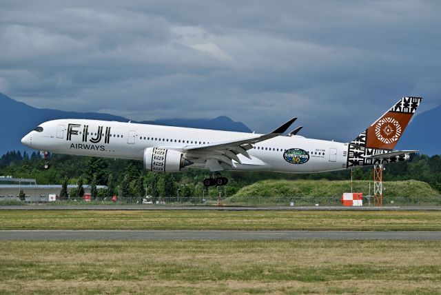 Airbus A350-900 (DQ-FAM)