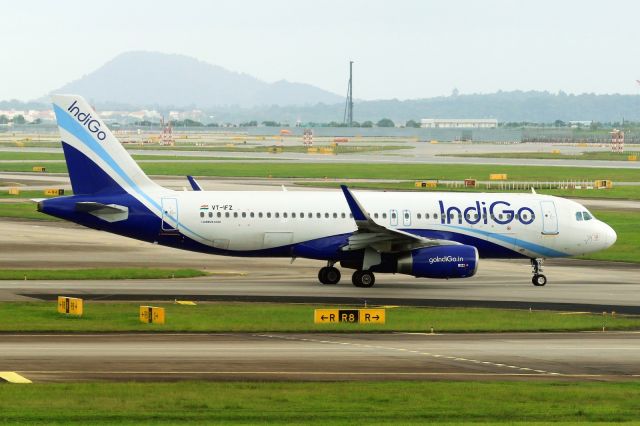 Airbus A320 (VT-IFZ)